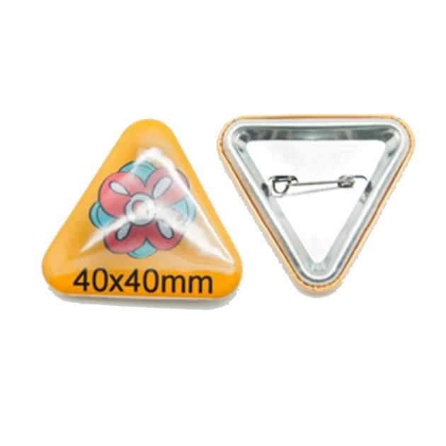 1 TRIANGLE BUTTON BADGE - Image 1
